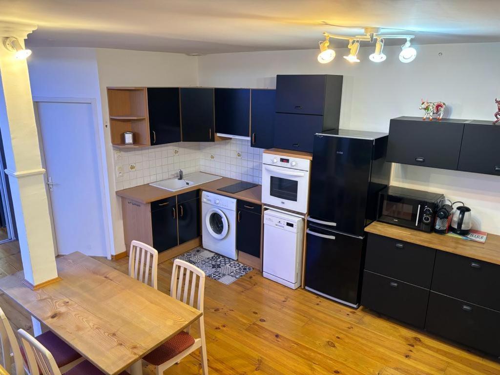 Luchon Loft De Charme Apartment Bagnères-de-Luchon Екстериор снимка